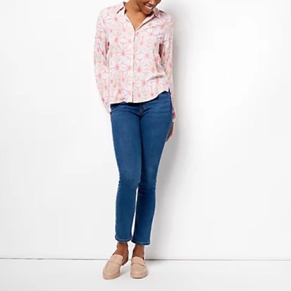 Denim & Co. Printed Button-Front Soft Shirt - Picture 4 of 7